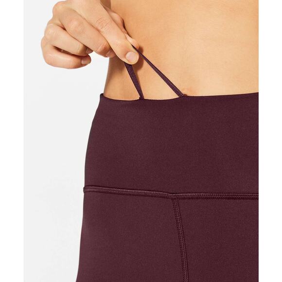 LULULEMON Train Times Crop 17" Size 4 Garnet - Picture 4 of 8